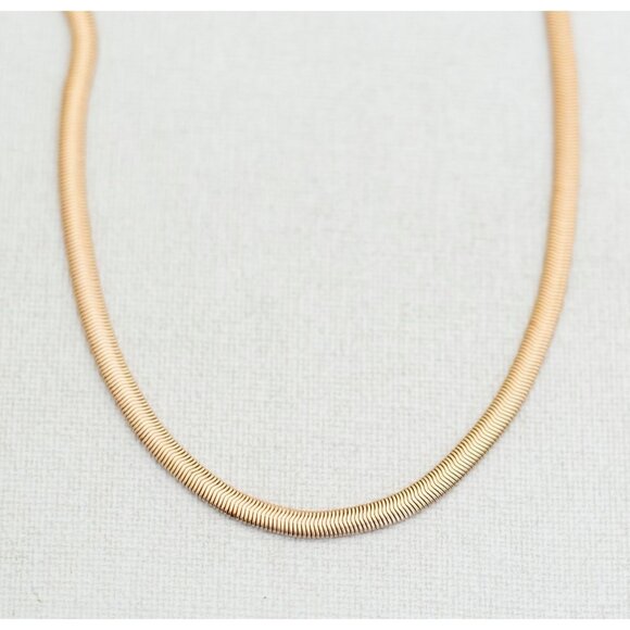 18 1/2'' Vintage Gold Tone Chain Necklace - A5 - Picture 2 of 3